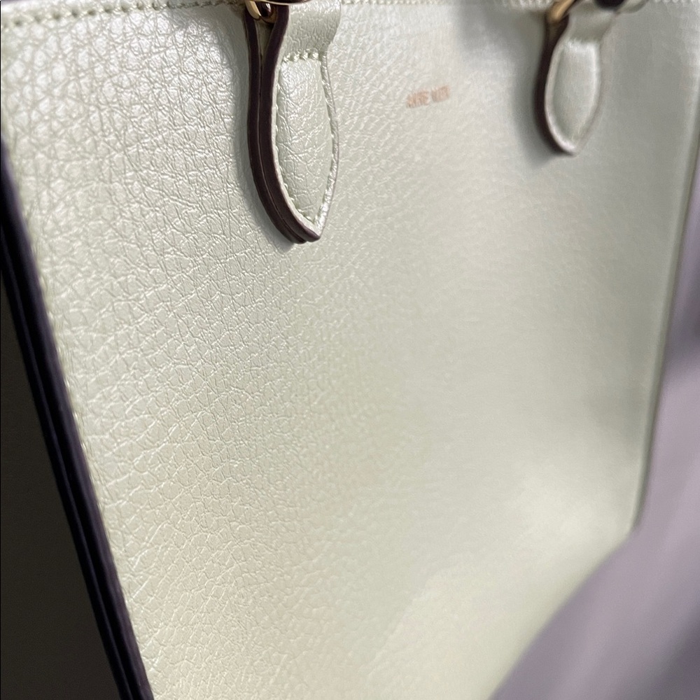 Anne Klein pastel green pebbled faux leather crossbody/purse tote - Picture 9 of 15